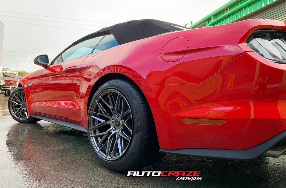 FORD MUSTANG HOCKENHEIM HYPER BLACK